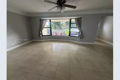 1109 SE 10th St, Deerfield Beach, FL 33441 - Photo 2