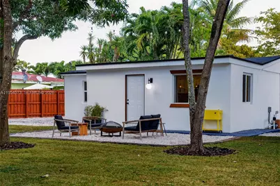 12060 NW 1st Ct, North Miami, FL 33168 - Photo 18