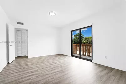 13210 Memorial Hwy #216, North Miami, FL 33161 - Photo 10