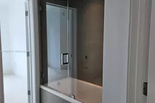 1080 Brickell Ave, Miami, FL 33131 - Photo 22