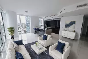 1080 Brickell Ave, Miami, FL 33131 - Photo 4