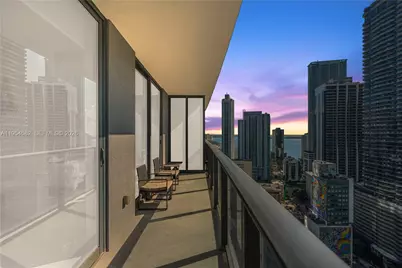 55 SW 9th St #3005, Miami, FL 33130 - Photo 22