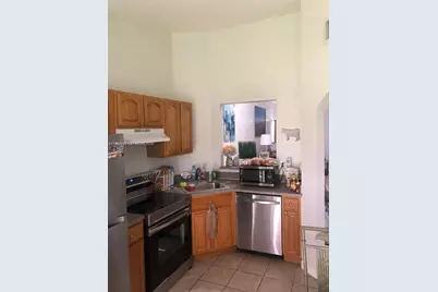 31 NE 13th Ave #5, Homestead, FL 33033 - Photo 4