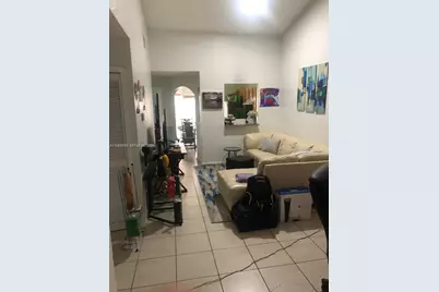 31 NE 13th Ave #5, Homestead, FL 33033 - Photo 2