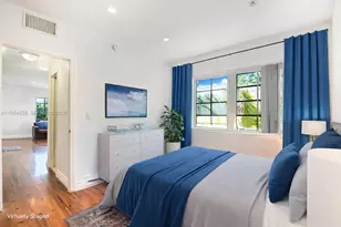 1015 19th St, Miami Beach, FL 33139 - Photo 2