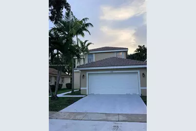 2358 SW 177th Ave, Miramar, FL 33029 - Photo 2