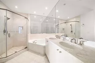 901 Brickell Key Blvd, Miami, FL 33131 - Photo 18