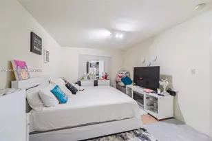 875 Riverside Dr, Coral Springs, FL 33071 - Photo 6