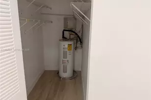 100 SW 132nd Way, Pembroke Pines, FL 33027 - Photo 10