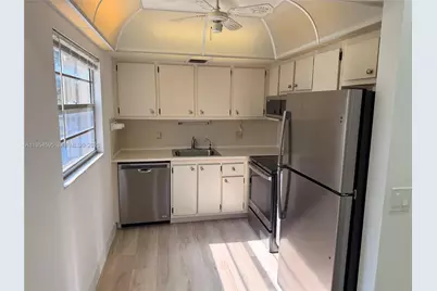 100 SW 132nd Way #205K, Pembroke Pines, FL 33027 - Photo 18