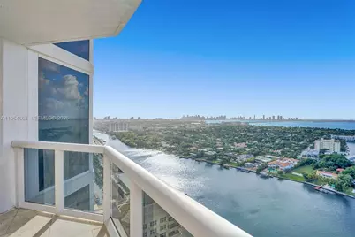 4775 Collins Ave #3007, Miami Beach, FL 33140 - Photo 10