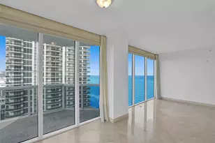 4775 Collins Ave, Miami Beach, FL 33140 - Photo 4