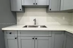 6304 Buchanan St, Hollywood, FL 33024 - Photo 6