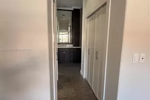 8835 NW 168th St, Miami Lakes, FL 33018 - Photo 16