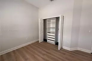 8835 NW 168th St, Miami Lakes, FL 33018 - Photo 28