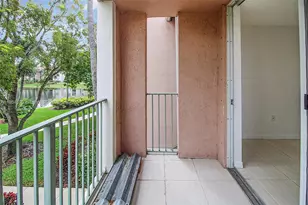 12136 St.Andrews Pl, Miramar, FL 33025 - Photo 4