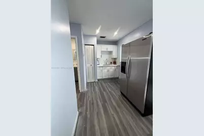 9825 SW 54th St, Miami, FL 33165 - Photo 20