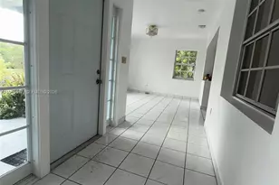 9825 SW 54th St, Miami, FL 33165 - Photo 28