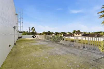 6545 NW 169th St, Hialeah, FL 33015 - Photo 58