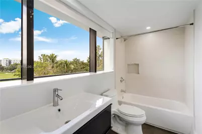 720 NE 69th St #4S, Miami, FL 33138 - Photo 30