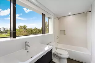 720 NE 69th St, Miami, FL 33138 - Photo 30