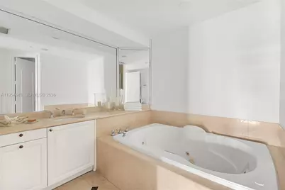 20165 NE 39th Pl #303 & 204, Aventura, FL 33180 - Photo 18