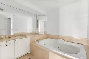 20165 NE 39th Pl, Aventura, FL 33180 - Photo 18