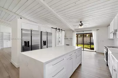 7380-R NW 44th Ct #RNT, Lauderhill, FL 33319 - Photo 8