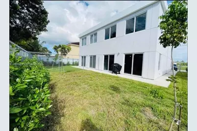 13660 SW 260th St, Homestead, FL 33032 - Photo 1