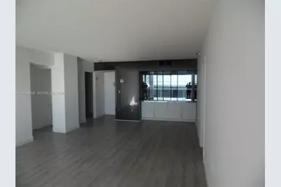 20505 E Country Club Dr #1135, Aventura, FL 33180 - Photo 4