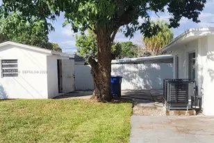 19320 NW 37th Ave, Miami Gardens, FL 33056 - Photo 16
