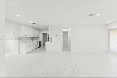 19320 NW 37th Ave, Miami Gardens, FL 33056 - Photo 4