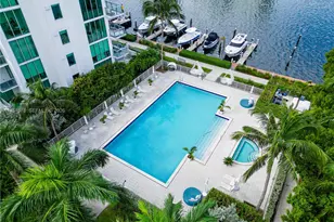 7928 East Dr, North Bay Village, FL 33141 - Photo 20