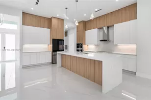 1687 19th St SW, Naples, FL 34 - Photo 10