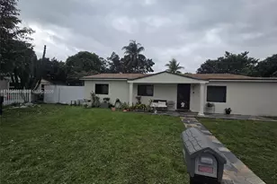 4270 NW 198th St, Miami Gardens, FL 33055 - Photo 2