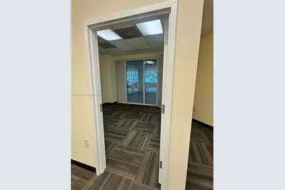 5959 Waterford District Dr #101, Miami, FL 33126 - Photo 8