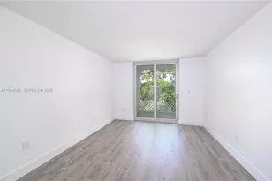 650 NE 64th St, Miami, FL 33138 - Photo 10