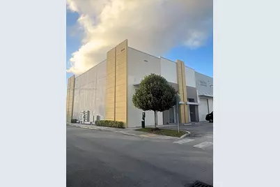 10893 NW 17th St #130, Sweetwater, FL 33172 - Photo 2