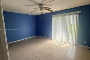 129 Mansfield, Boca Raton, FL 33434 - Photo 6