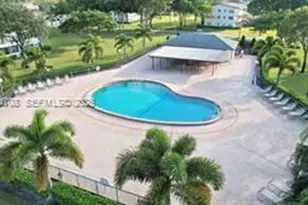 129 Mansfield, Boca Raton, FL 33434 - Photo 10