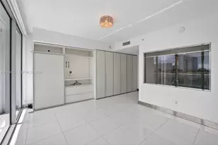 2950 NE 188th St, Aventura, FL 33180 - Photo 40