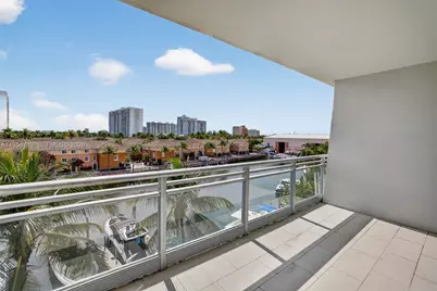 2950 NE 188th St #302, Aventura, FL 33180 - Photo 58