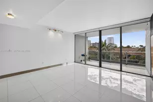 2950 NE 188th St, Aventura, FL 33180 - Photo 2