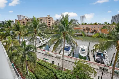 2950 NE 188th St #302, Aventura, FL 33180 - Photo 32