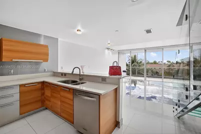 2950 NE 188th St #302, Aventura, FL 33180 - Photo 16