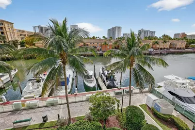 2950 NE 188th St #302, Aventura, FL 33180 - Photo 30