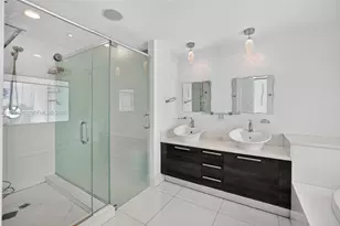2950 NE 188th St, Aventura, FL 33180 - Photo 42