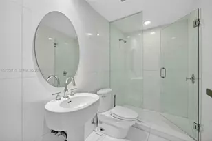 2950 NE 188th St, Aventura, FL 33180 - Photo 18