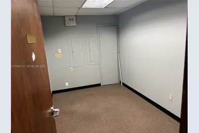 4121 NW 5th St #100, Plantation, FL 33317 - Photo 10