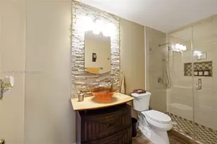 8507 NW 54th Ct, Lauderhill, FL 33351 - Photo 22